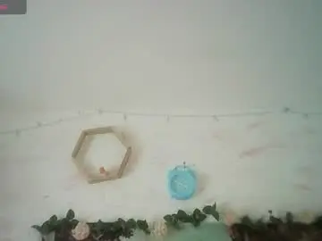 Tweetbella  live sex cam