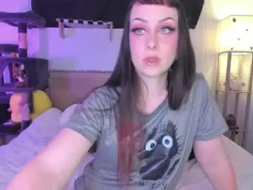 Aivie  live sex cam