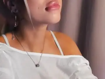 Alaskalane  live sex cam