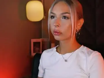 Alaskalane  live sex cam