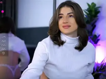 Babbyaisha  live sex cam