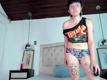 Cherryblow_  live sex cam