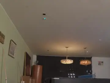 Emilygh1_  live sex cam