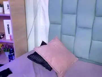 Emilygh1_  live sex cam