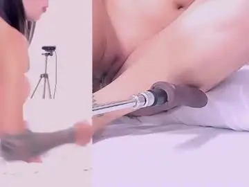 Kinky__cassie  live sex cam