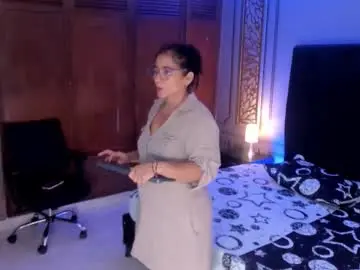 Mature_bigass__  live sex cam