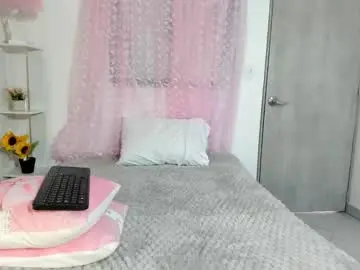 Miaravel  live sex cam