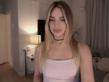 Nicole_blueberry  live sex cam