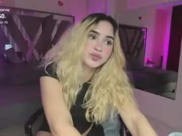 Noa_cooperr  live sex cam