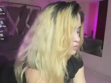 Noa_cooperr  live sex cam
