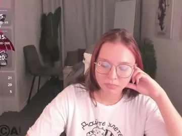 Noora_moore  live sex cam