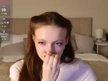 Sallypinkman  live sex cam