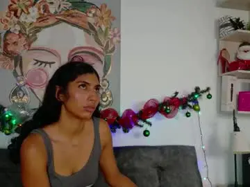 Taty_miller  live sex cam