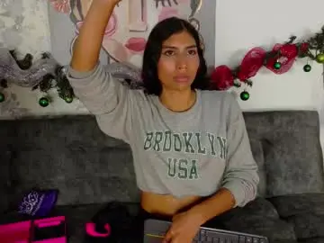 Taty_miller  live sex cam