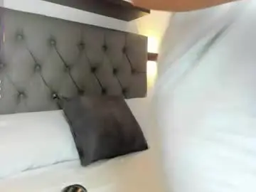 Tiffanny_doll_  live sex cam