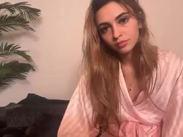Alorahvega  live sex cam