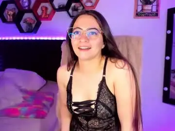 Canis_belle  live sex cam