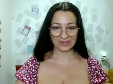 Ginaoneon  live sex cam