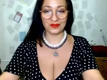 Ginaoneon  live sex cam