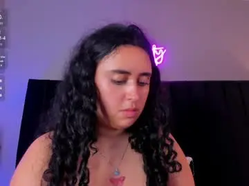 Isaxcurves  live sex cam