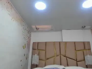 Kendal_busgter  live sex cam