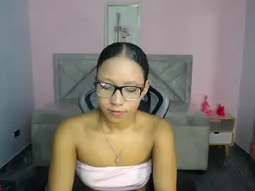 Laurakail_ch  live sex cam