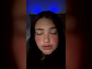 Lira_teaseox  live sex cam