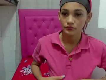 Milkyway_18  live sex cam