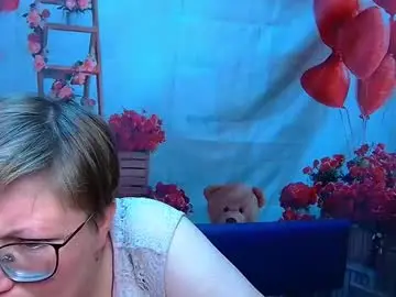 Radachudna  live sex cam