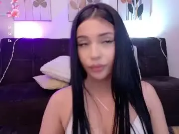 Sara_core  live sex cam