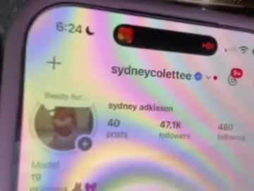 Sydneyadkisson  live sex cam
