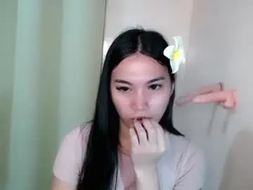 Urasian_kiesha  live sex cam