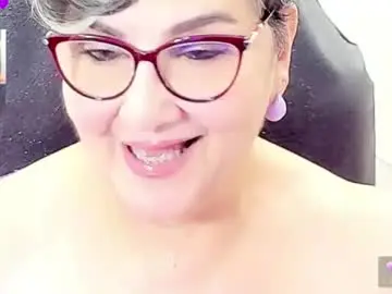 Cataleya_mom_  live sex cam