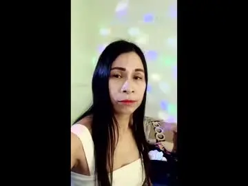 Dinhsen435  live sex cam