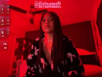 Divinemsft  live sex cam