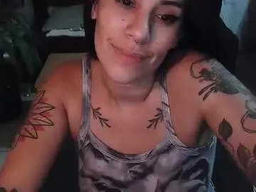 Iamparrich  live sex cam