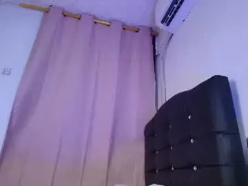 Mia_depp  live sex cam
