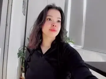 Mikasssu  live sex cam