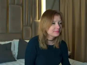 Mila_blum  live sex cam