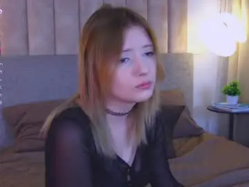 Mila_blum  live sex cam