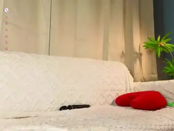 Mymonique  live sex cam