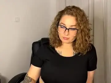 Ruthless_111  live sex cam
