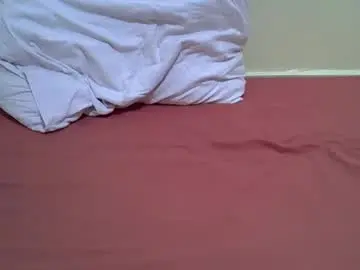 Sexyghurl12  live sex cam