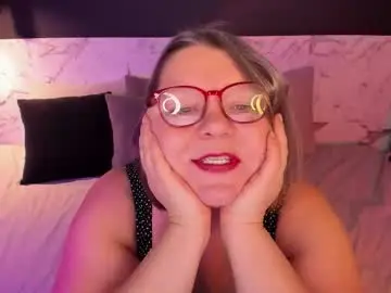 Shannonshine  live sex cam