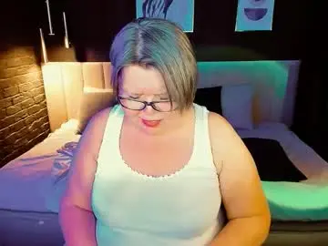 Shannonshine  live sex cam