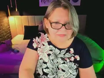 Shannonshine  live sex cam