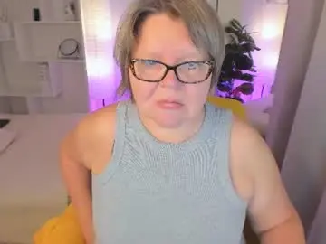 Shannonshine  live sex cam