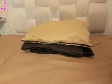 Adaporter  live sex cam