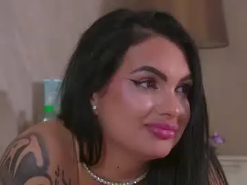 Aliranightvale  live sex cam