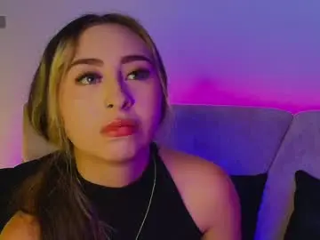 Cloe_martinezz_  live sex cam